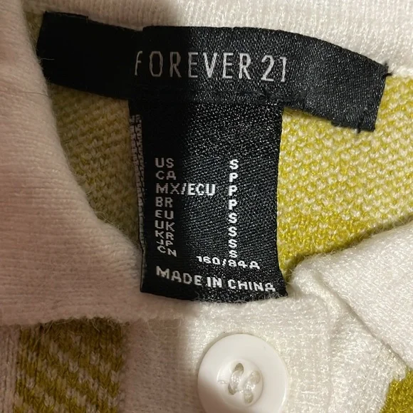 Forever 21, flannel and floral green shirt - Picture 3 of 3